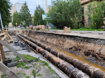 Традиционные летние раскопки на теплосетях в Архангельске.